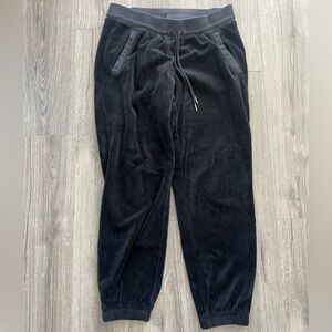 Athleta Soft Women's Black Jogger Pants